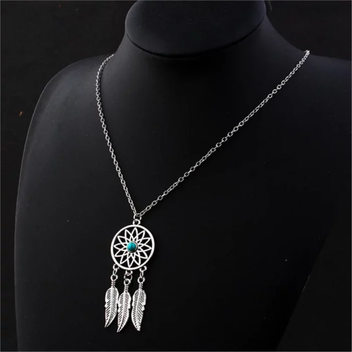 Gothic Dream Catcher Pendant Necklace For Women Retro Green Crystal Ancient Silver Color Plated Feather Leaf Jewelry Accessories - Image 3
