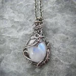 Moonstone Pendant Necklace Crystal Gems Alloy Rattan Vintage Noble Women Necklaces for Lady Girls Waterdrop Stone Necklace Gift