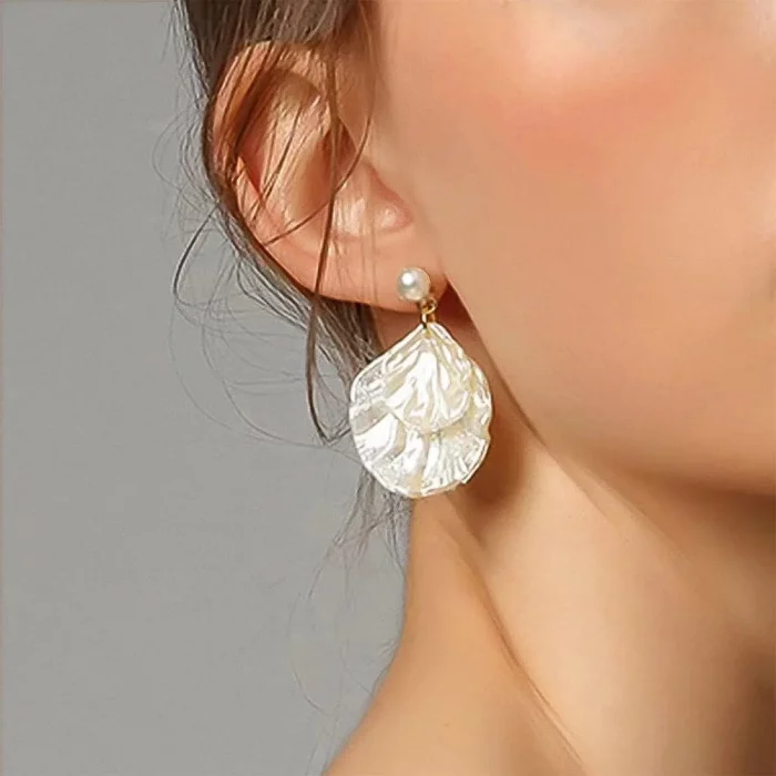 Exquisite Temperament Pearl Shell Dangle Earrings for Women Charm Summer Beach Korea Earring Jewelry Accessory Wholesale - Image 4