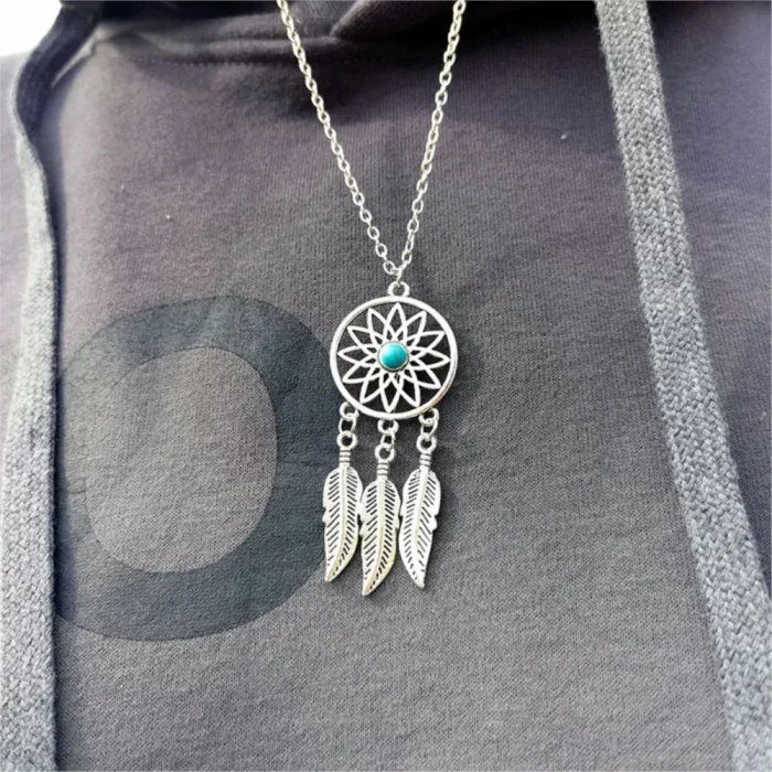 Gothic Dream Catcher Pendant Necklace For Women Retro Green Crystal Ancient Silver Color Plated Feather Leaf Jewelry Accessories - Image 4