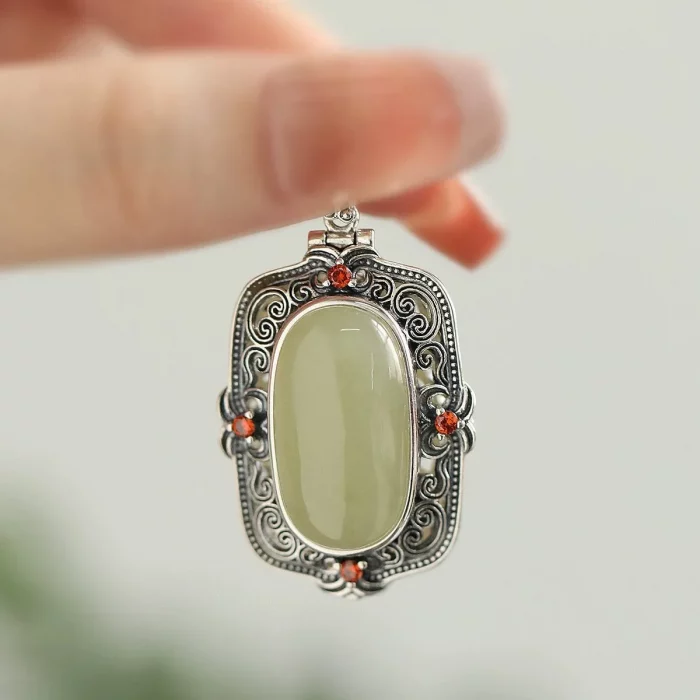 silver 925 Vintage Natural Hotan Jade Green Sachet Pendant Can Be Opened Necklace Light luxury ethnic style Banquet Jewelry - Image 2