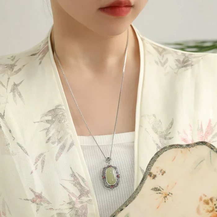 silver 925 Vintage Natural Hotan Jade Green Sachet Pendant Can Be Opened Necklace Light luxury ethnic style Banquet Jewelry - Image 5