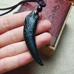 An authentic black jade domineering peak pendant, men's dark green jade double-sided dragon tooth necklace. - Image 7