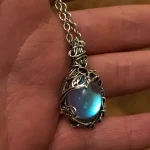 Moonstone Pendant Necklace Crystal Gems Alloy Rattan Vintage Noble Women Necklaces for Lady Girls Waterdrop Stone Necklace Gift - Image 2
