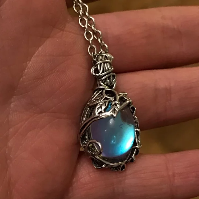 Moonstone Pendant Necklace Crystal Gems Alloy Rattan Vintage Noble Women Necklaces for Lady Girls Waterdrop Stone Necklace Gift - Image 2